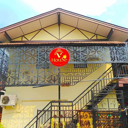 V House Hotel Ayutthaya Eksteriør billede