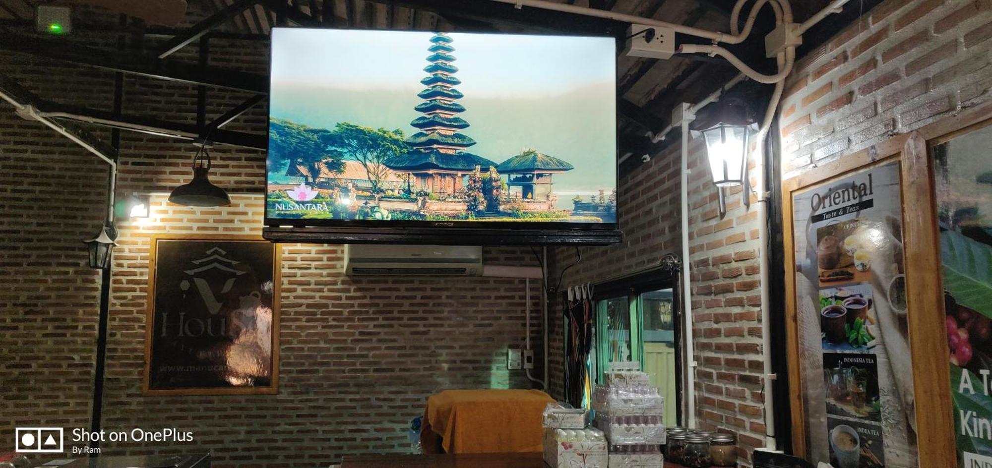 V House Hotel Ayutthaya Eksteriør billede